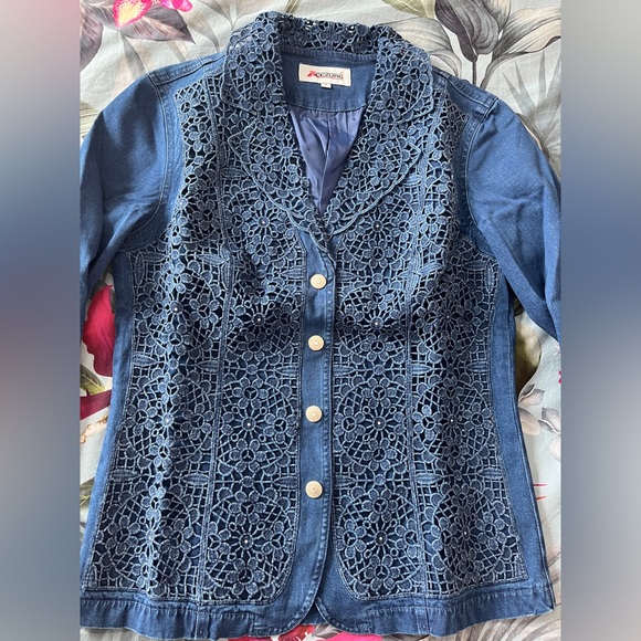 Denim jacket - Picture 4 of 8